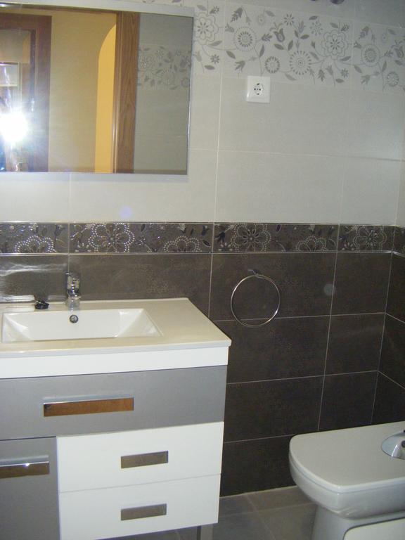 Apartamentos Espejo ลอสอัลกาซาเรส ภายนอก รูปภาพ